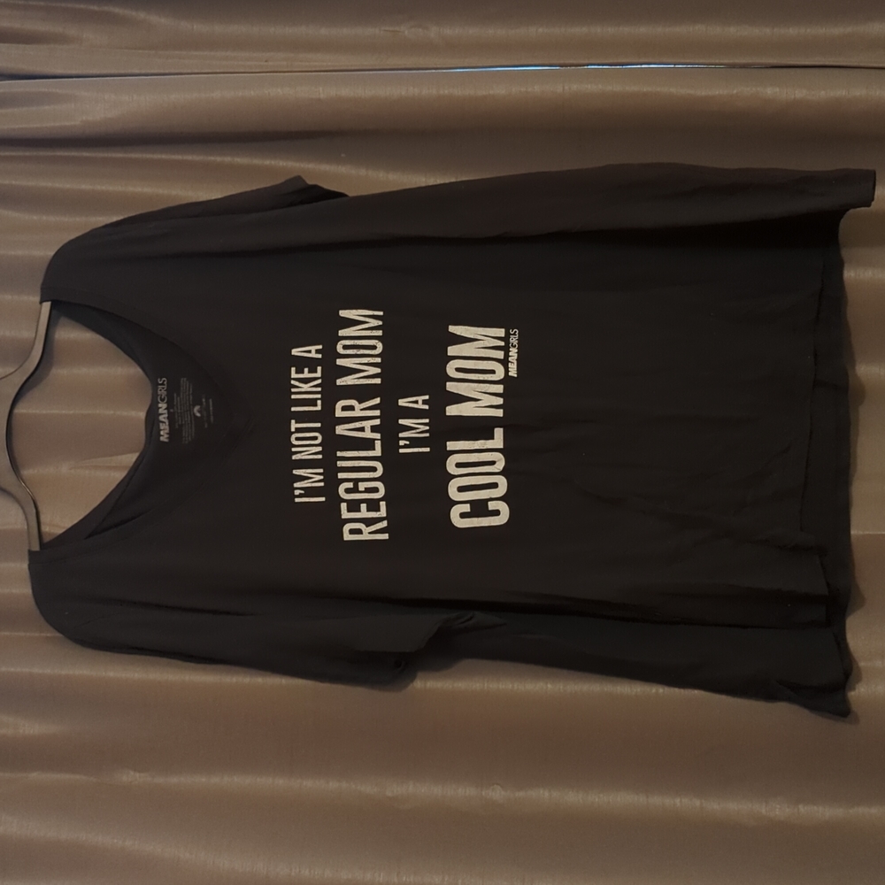 Black Mean Girls tee (torrid) size 6
